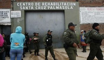 Reos muertos en matanza saturan morgue en Bolivia
