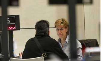 España inicia jornada laboral de 35 horas en la Administración pública