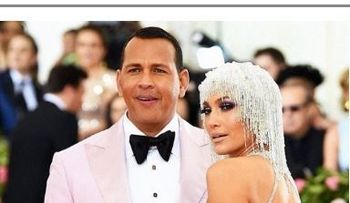 Jennifer Lopez acapara la atención con su vestido en la gala MET 2019, estaba con Alex Rodríguez