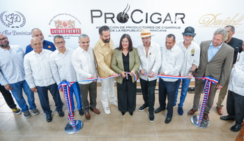 Infotep y Procigar inauguran escuela de tabaqueros