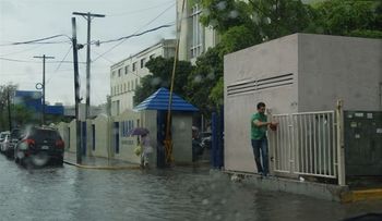 Emiten alerta para diez provincias por lluvias 
