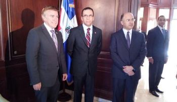 Embajador EEUU dice su gobierno tiene tolerancia cero contra la corrupción