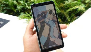 Lanzarán un celular con una novedosa pantalla de tinta electrónica a color