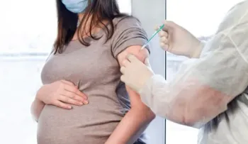 Las vacunas Pfizer contra covid son seguras para los fetos, según estudio