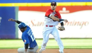 Escogido blanquea al Licey para su primer triunfo