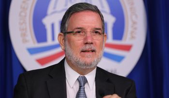 Don Marchena, la pobre embarazada y el americano quedao