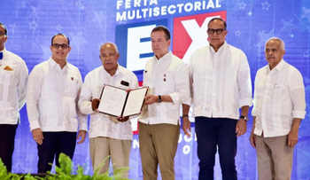 El MICM y el ODAC acreditaron al Clúster del Aguacate de Cambita