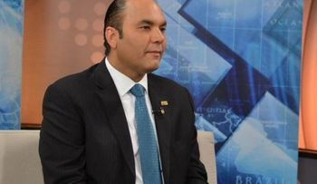 BR dice al país entran dólares suficientes para hacer frente a la demanda