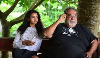 Anthony Ríos se rinde ante los pies de Ana Julia de la Rosa, de 34 años