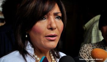 Geanilda Vásquez renuncia del PRD, y se va con el grupo mayoritario de Hipólito