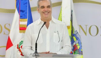 Abinader ordena cobertura total de salud para pensionados Fuerzas Armadas desde enero 2025