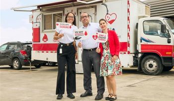 Motor Crédito dona sangre a niños con cáncer