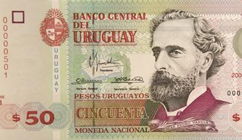 Uruguay pone en circulación sus primeros billetes de plástico