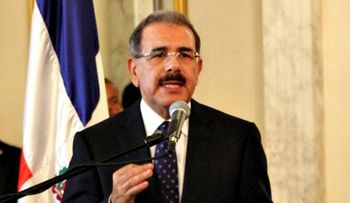 En el 2012: Presidente Danilo Medina solicita al Congreso eliminar gravamen a compras por internet