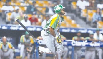 Toros quitan invicto a los  Gigantes, y Las Estrellas vencen a las Aguilas