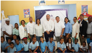 Inefi entrega canchas y utilería en Tamayo