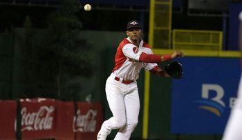 Las Aguilas sufren su tercera derrota seguida