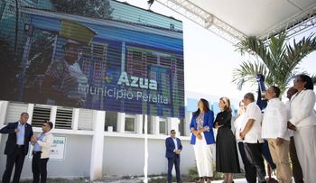 Vicepresidenta Raquel Peña inaugura moderna Emergencia del Hospital Municipal Peralta en Azua