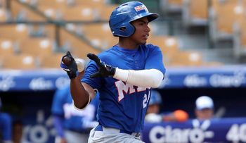 Boston anuncia con pesar muerte de su prospecto de 17 años Daniel Flores