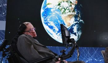 Stephen Hawking dejó escrito su último legado: cómo predecir el fin del mundo