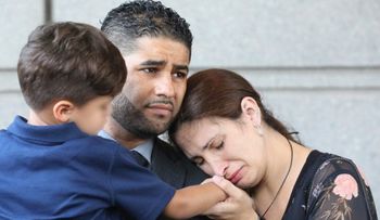 Padre de gemelos asfixiados no irá a la cárcel