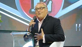 Leones del Escogido reeligen a Marcial Najri en la presidencia del equipo