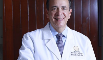 Instituto Espaillat Cabral corrige la presbicia con PRESBYOND