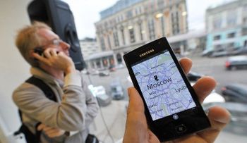 Adicción del siglo XXI: ¿Cuánto tiempo le dedica diariamente a su 'smartphone'?