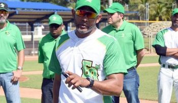 Fernando Tatis dice regresar como dirigente de las Estrellas es un gran reto