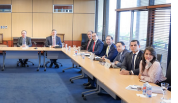 BCRD y MH se reúnen con agencia calificadora Standard &amp; Poors