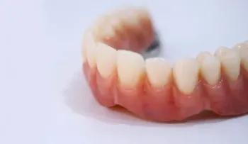 Hombre recupera su dentadura postiza, perdida hace 11 años gracias a pruebas de ADN