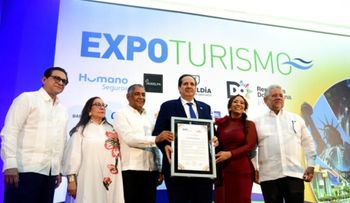 Expoturismo reconoce a Víctor Atallah por impulsar el turismo médico y fortalecer la calidad sanitaria