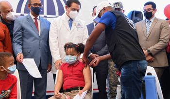 Dejan inaugurado nuevo centro de vacunación y toma de muestras para niños, niñas y embarazadas
