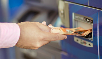 Los cajeros del Banco Popular permiten depositar a terceros sin tarjeta 