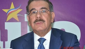 El primer match entre Miguel Vargas y Leonel Fernández