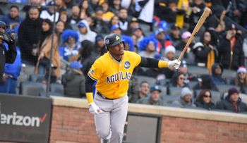 Águilas combinan buen picheo y bateo para blanquear dos veces a Licey en serie de NY; hoy jugarán tercer encuentro 