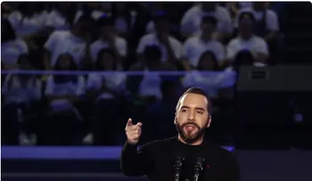 Bukele nombra a militar como ministra de Educación