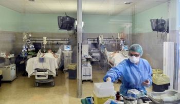 Otras 100 personas mueren en las últimas 24 horas en EEUU por coronavirus y 651 en Italia 