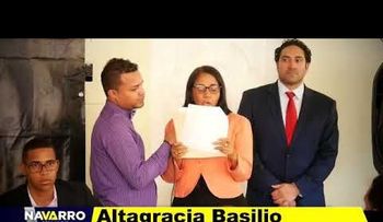 Andrés Navarro concita apoyo a sus aspiraciones presidenciales en Santiago