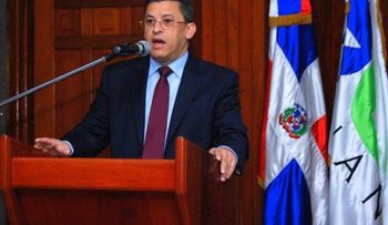 Aduanas deja sin efecto ajuste de tarifas de servicio a zonas francas