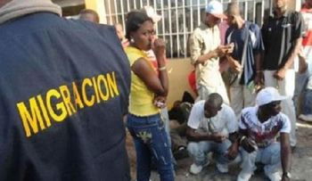  Dirección General de Migración cancela dos oficiales