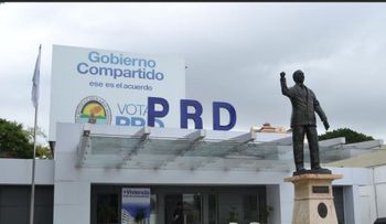 â??Como el que no quiere la cosaâ?¦ algo se incuba en el PRDâ?