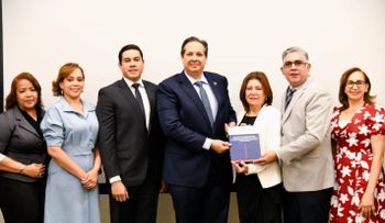 Salud Pública fortalece prevención del cáncer de cuello uterino con nuevas guías clínicas
