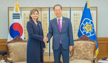 Vicepresidenta dominicana y primer ministro coreano hablan de un TLC entre ambos países