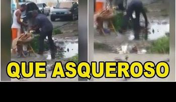 Advertencia contra enfermedades: Vendedor lava chicharrones en aguas negras de un conten (VIDEO)