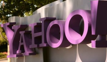 Yahoo pierde 536 millones dólares en primer semestre tras ganar 2,9 en 2015