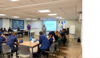 Salud fortalece gestión de riesgo con capacitación en Israel