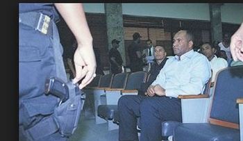 Acusaciones de Quirino crean avalancha de reacciones; creen Leonel debe hablar