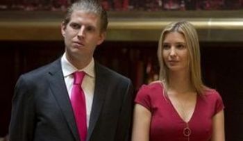 Retiran a pareja gay de vuelo en el que estaba Ivanka Trump