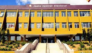 JCE informa que 129 municipios y 148 distritos municipales concluyeron cómputo electoral